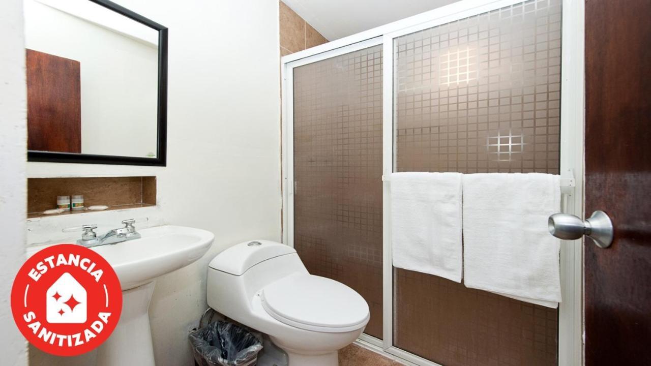 Econosuites Monterrey Exterior foto